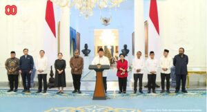 PRESIDEN RI PRABOWO SUBIANTO GELAR KONFERENSI PERS MENYIKAPI KISRUH DIBEBERAPA WILAYAH PRESIDEN RI PRABOWO SUBIANTO GELAR KONFERENSI PERS MENYIKAPI KISRUH DIBEBERAPA WILAYAH
