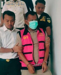 PERAMPOK DANA HIBAH PORPROV 2023 KALSUM BAREFI DITETAPKAN KAJARI LAHAT SEBAGAI TERSANGKA PERAMPOK DANA HIBAH PORPROV 2023 KALSUM BAREFI DITETAPKAN KAJARI LAHAT SEBAGAI TERSANGKA